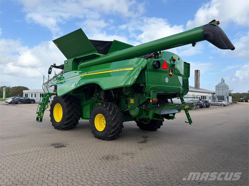 John Deere S790I Mähdrescher