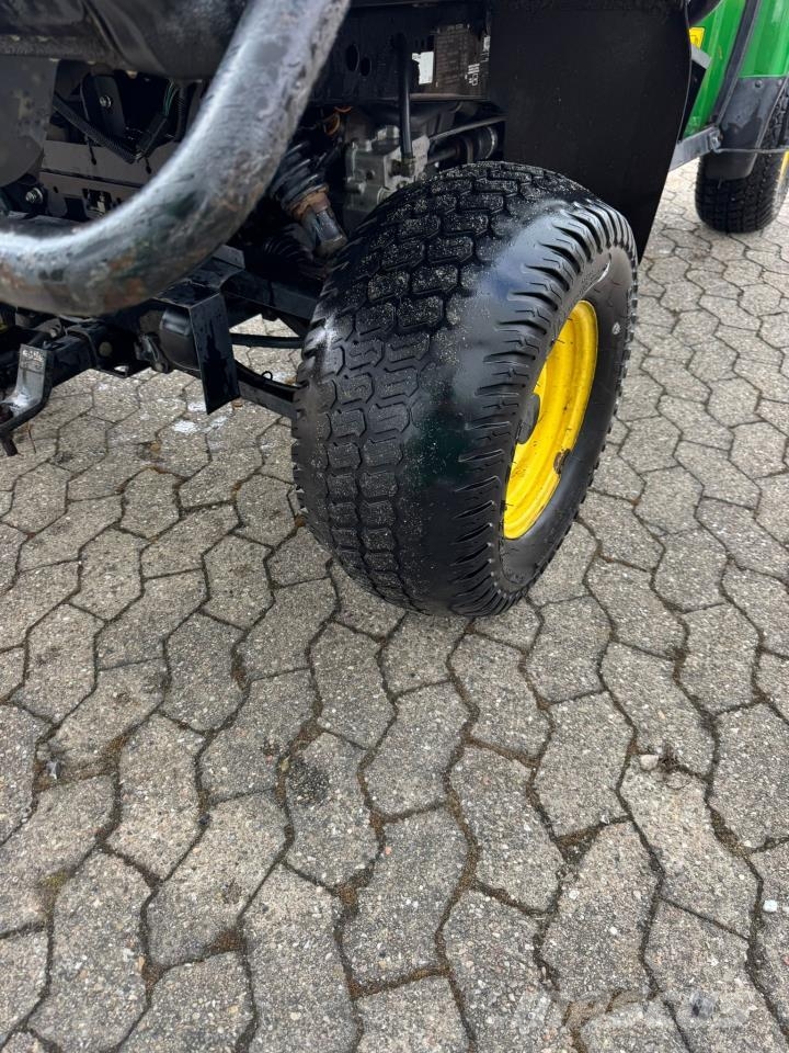 John Deere XUV 855D UTVs