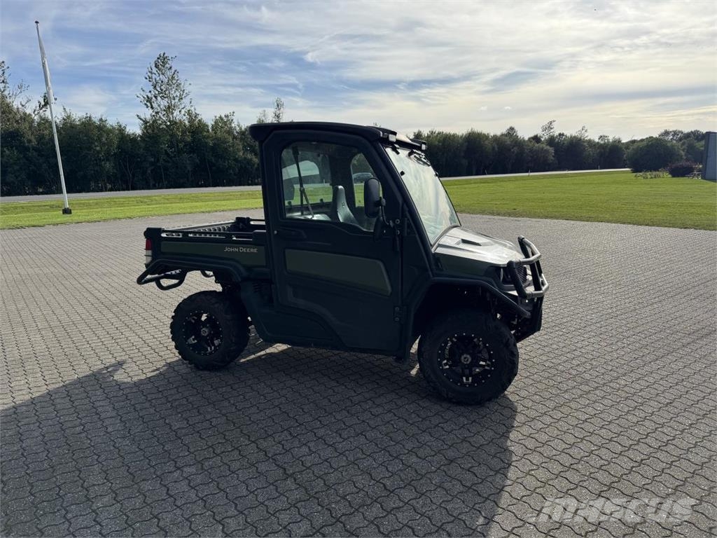 John Deere XUV865M UTVs