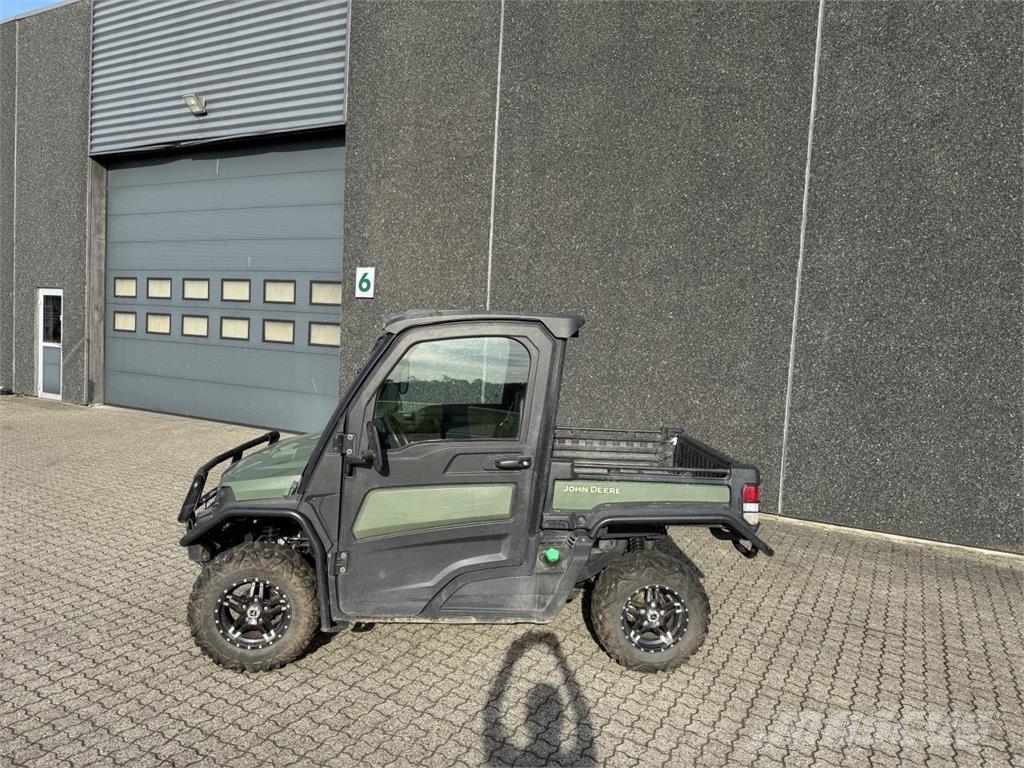 John Deere XUV865M UTVs