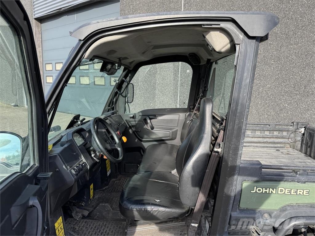 John Deere XUV865M UTVs