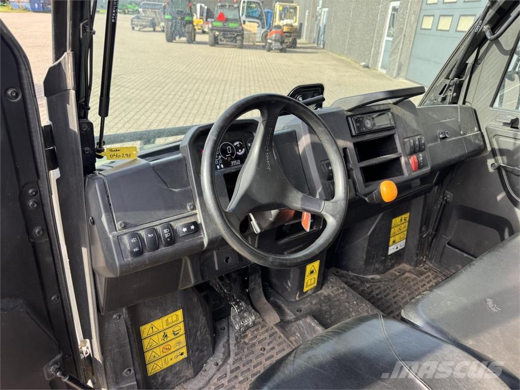 John Deere XUV865M UTVs