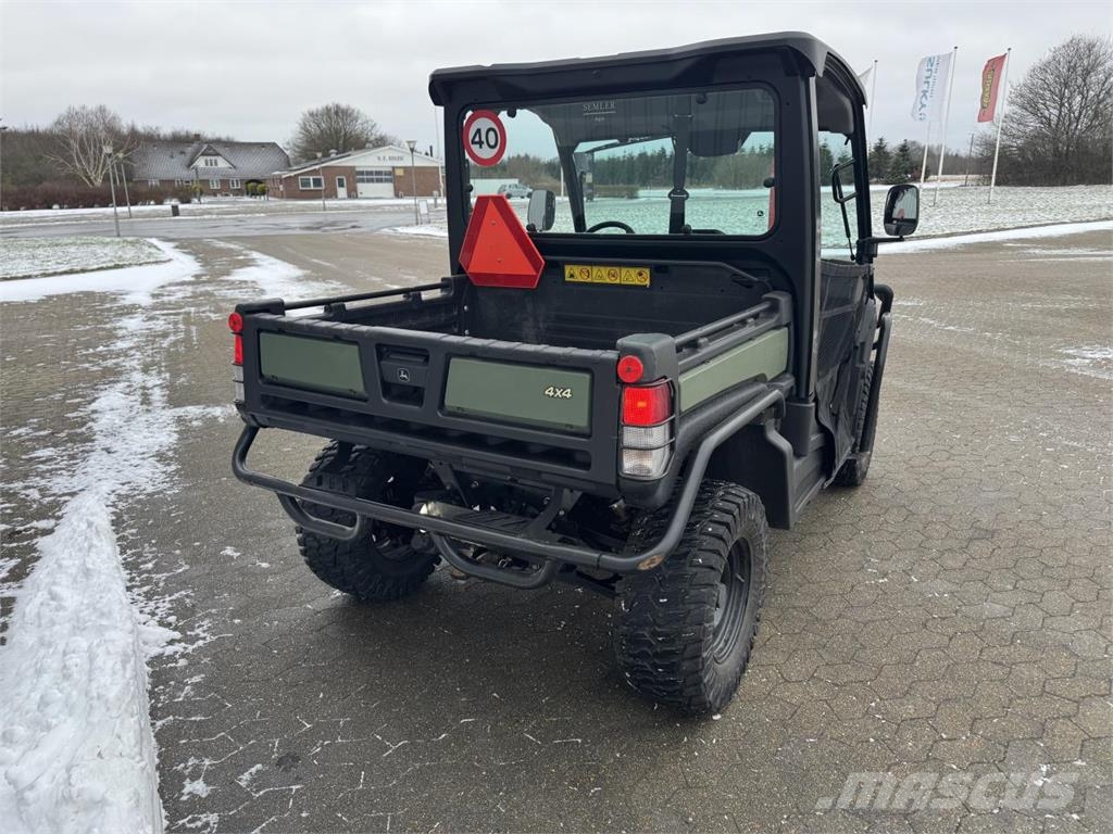 John Deere XUV865M UTVs