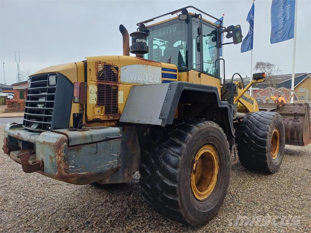 Komatsu WA 320 Hjullastare