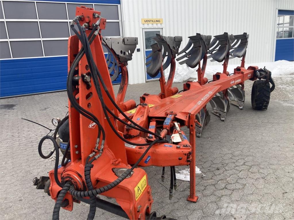 Kuhn VARI MASTER 152 NSH Arados reversíveis