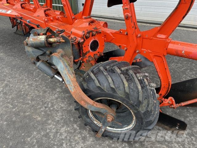 Kuhn VARI MASTER 153 Paluuaurat