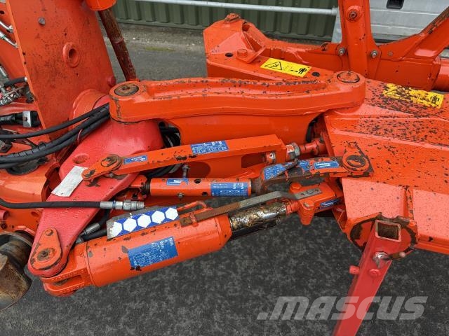 Kuhn VARI MASTER 153 Paluuaurat