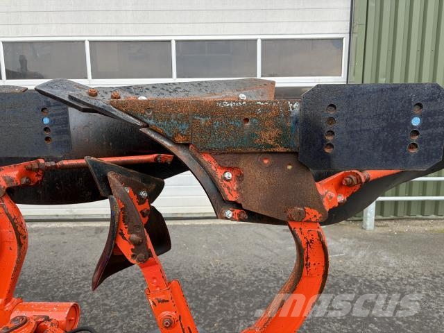 Kuhn VARI MASTER 153 Paluuaurat