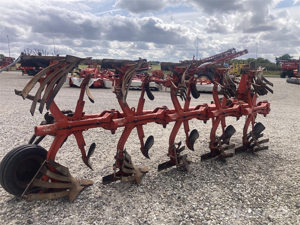 Kuhn VARI-MASTER151NSH Pługi obrotowe