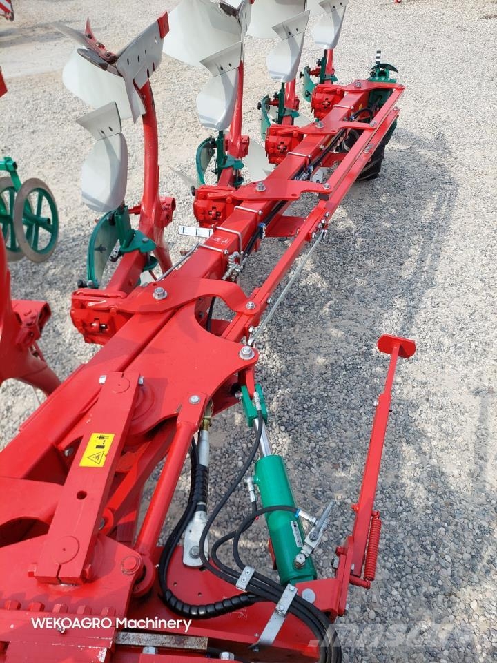 Kverneland 3300 S Variomat 5F m. Packomat محاريث عكسية