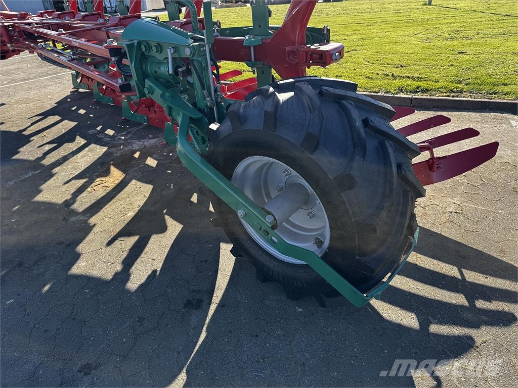 Kverneland 3300S Pluguri reversibile