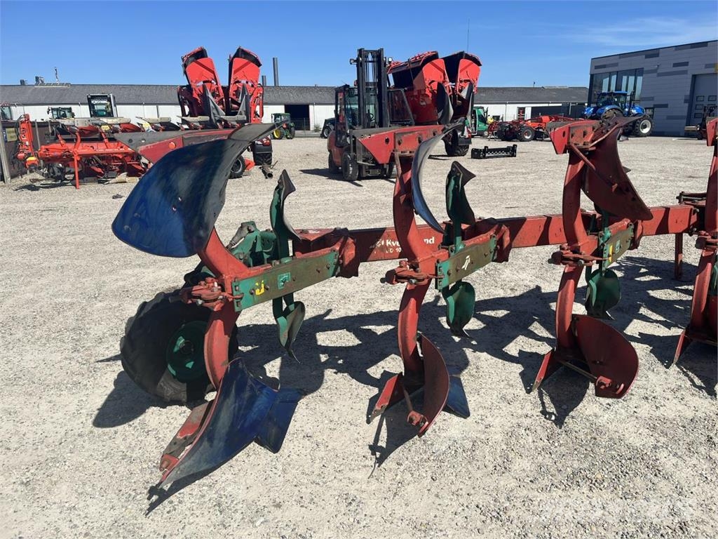 Kverneland ED 100 Wentelploegen