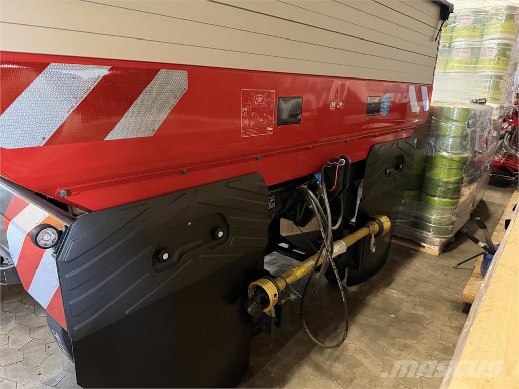 Kverneland TL 3900 GEOSPREAD Ruiskulannoittimet