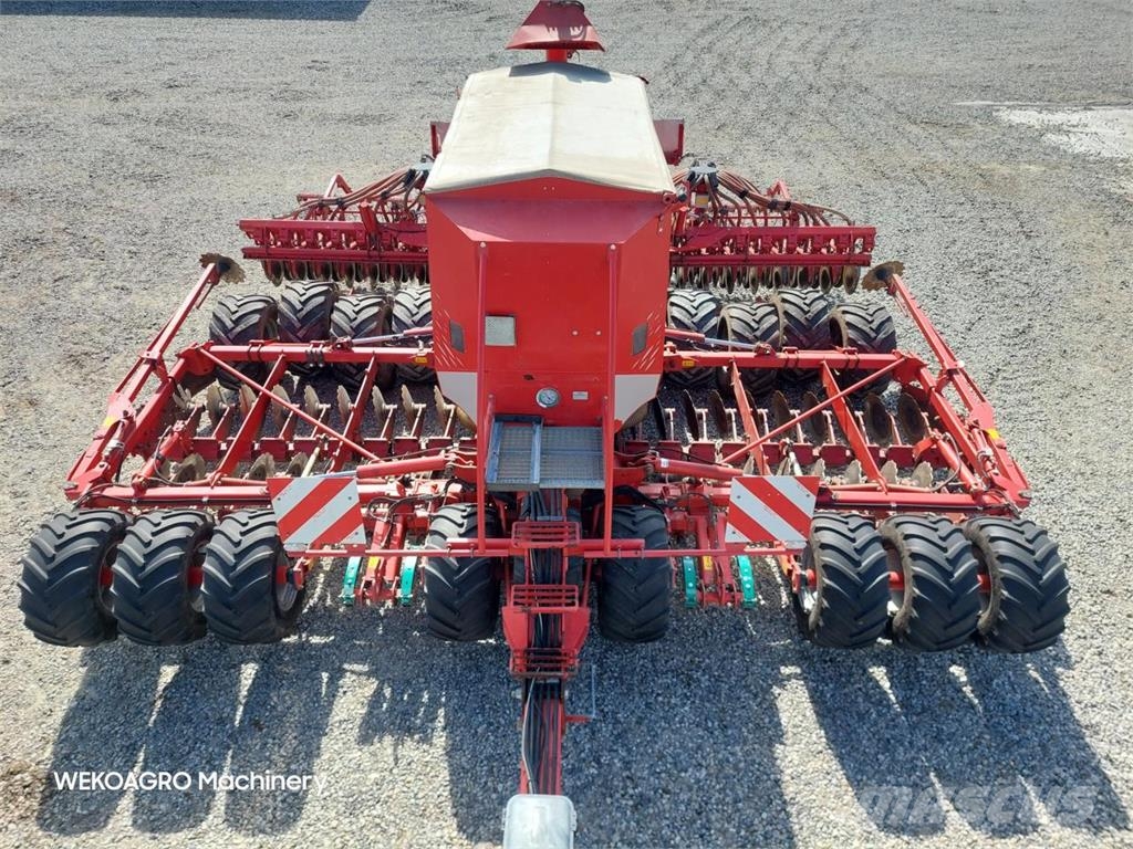 Kverneland U-Drill 6000 med fyldesnegl Sejalnice