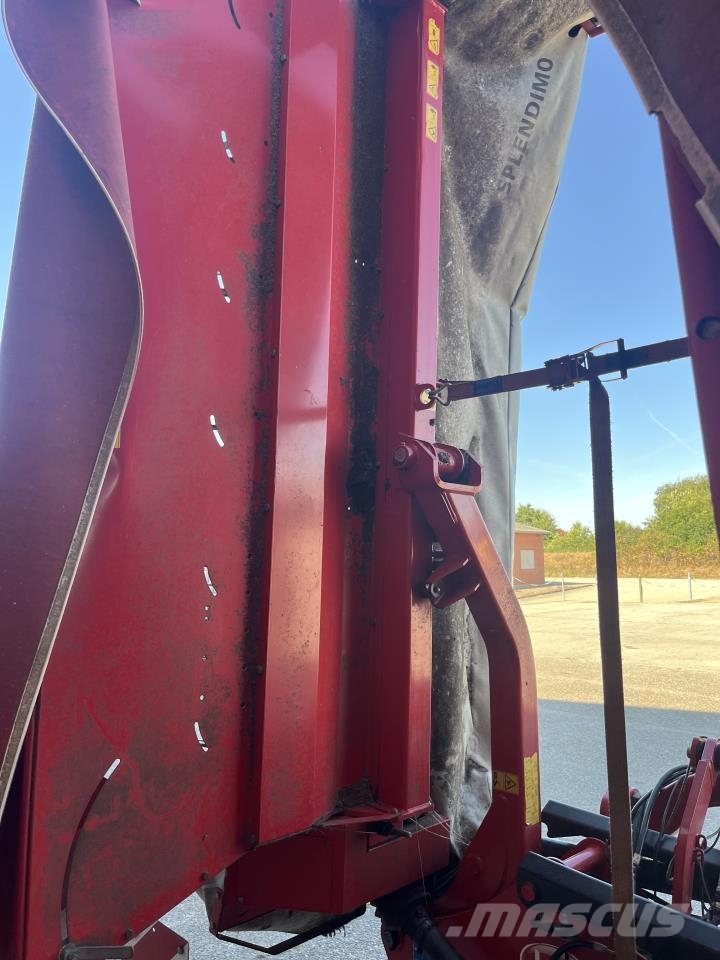 Lely SPLENDIMO 900MC+320F Прибиральні комбайни