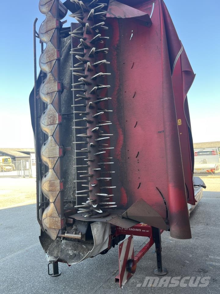 Lely SPLENDIMO 900MC+320F Прибиральні комбайни