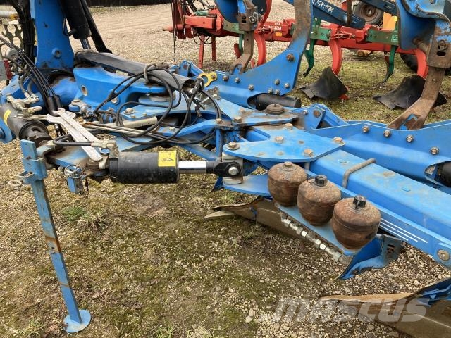 Lemken JUWEL 8 VT4L 100 Dvojstranné pluhy