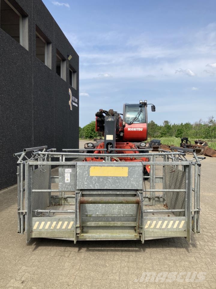 Manitou MRT2540 Teleskoplader