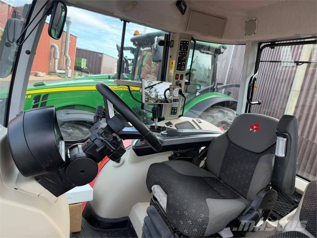 Massey Ferguson 7S180 Traktori