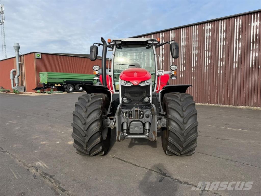 Massey Ferguson 7S180 Traktori