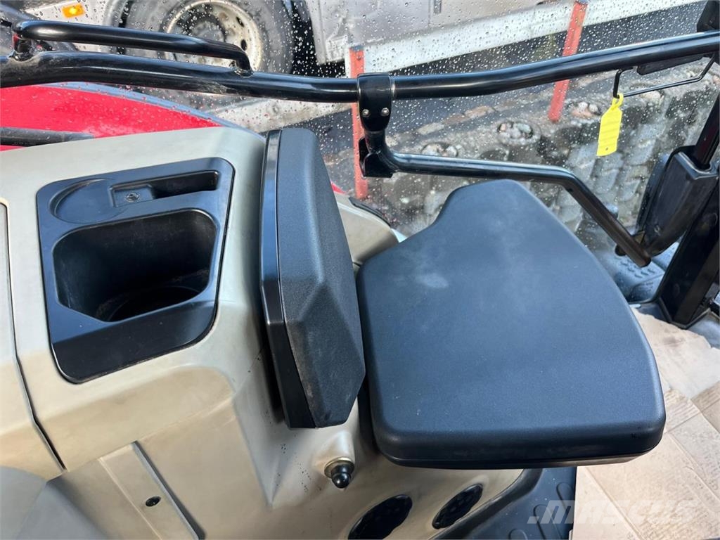 Massey Ferguson 8690 VT Traktorit
