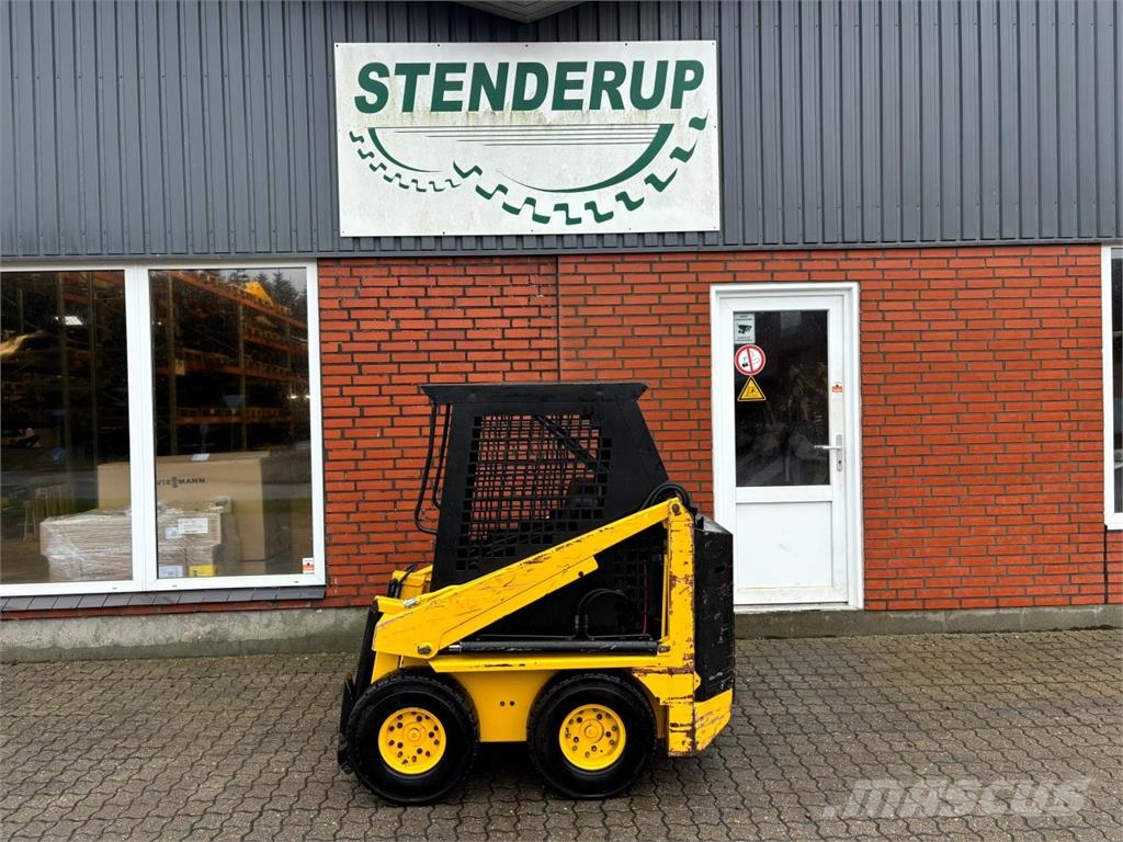 Massey Ferguson SKID-STEER Miniładowarki