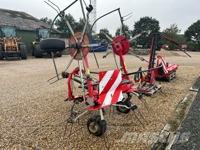 Massey Ferguson TD 524 VENDER River og høvendere