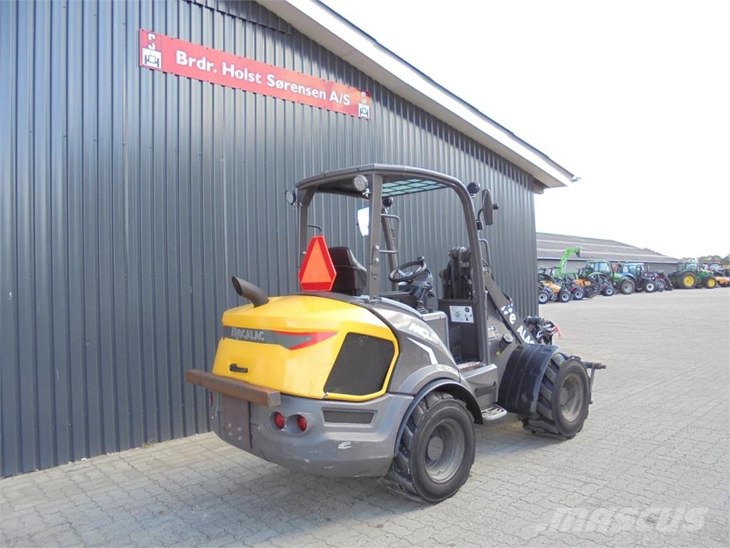 Mecalac MCL8 Mini carregadoras