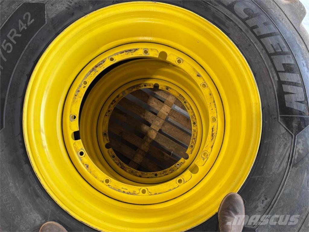 Michelin 710/75R42 Tyres, wheels and rims