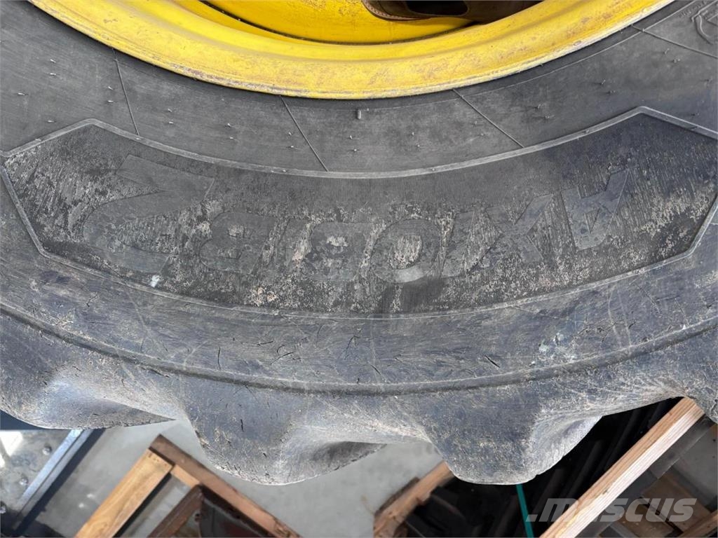 Michelin 710/75R42 Tyres, wheels and rims