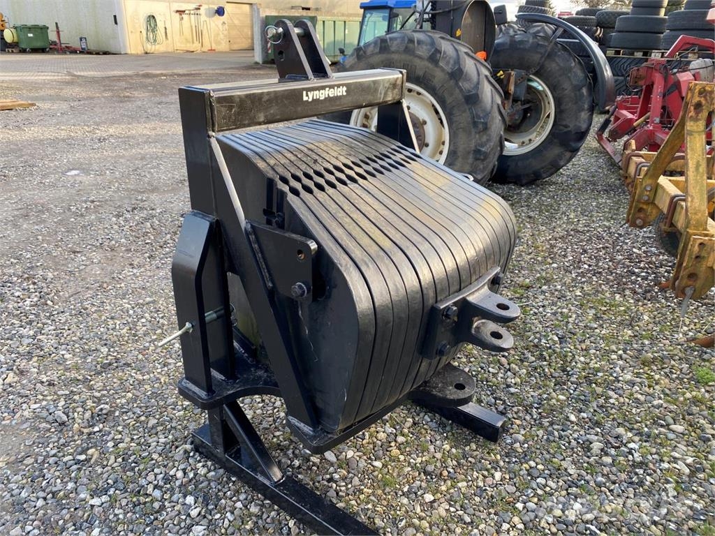 New Holland 1800 KG Egyéb traktor tartozékok