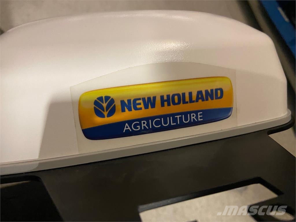 New Holland AUTO GUIDANCE LVL 3 GPS