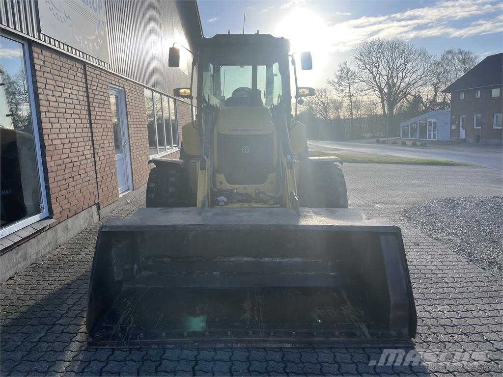 New Holland B110C Backhoe loaders