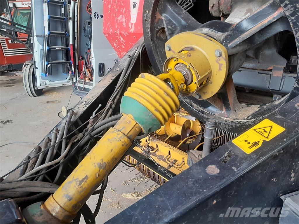 New Holland BB960RT محزمات مربعة