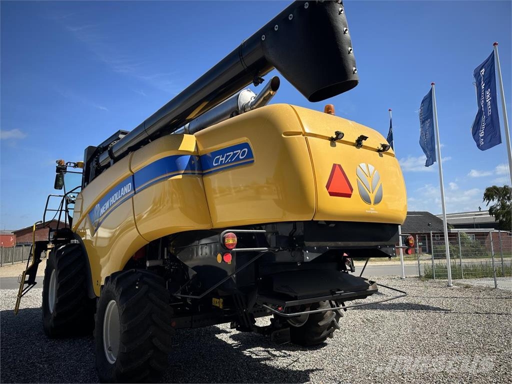 New Holland CH7.70 S Mähdrescher