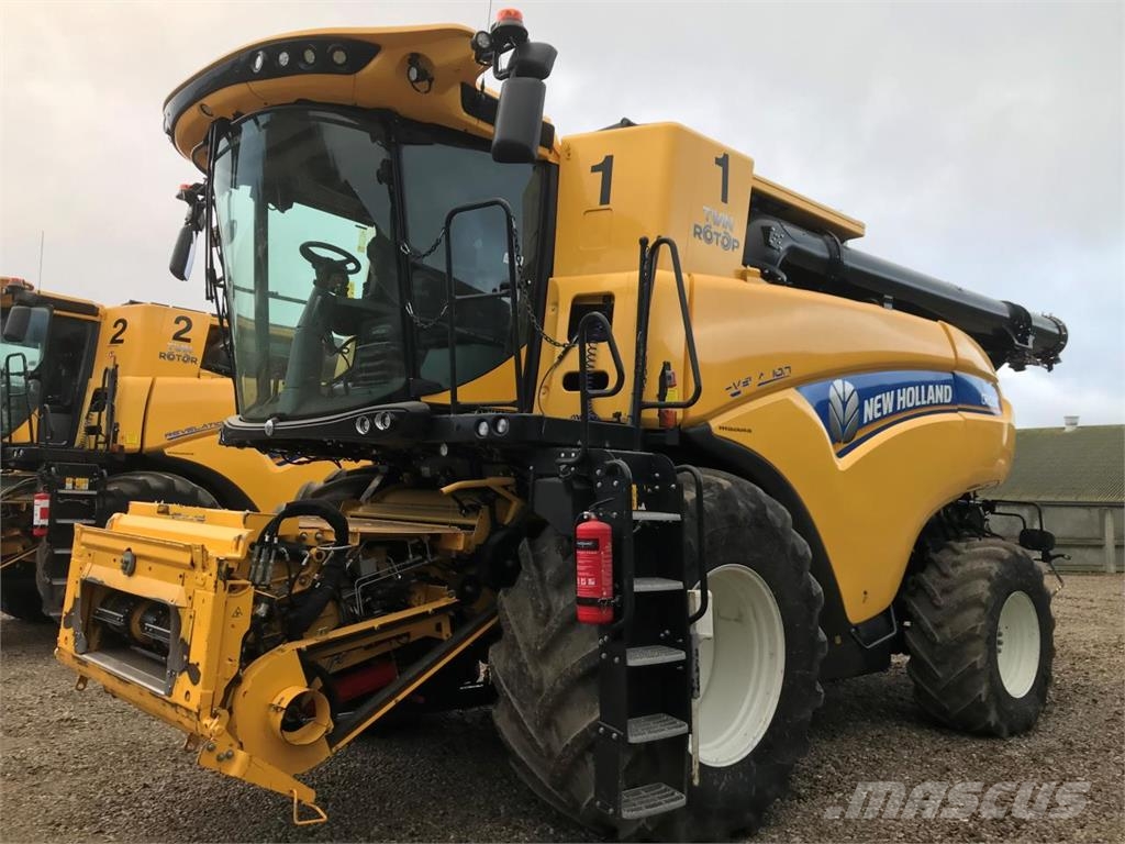 New Holland CR10.90 Kombajni
