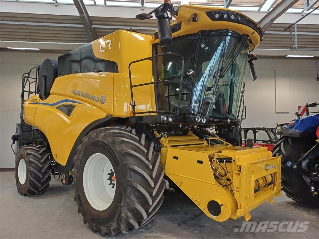 New Holland CR8.90 ST5 EMEA 14.5 Sklízecí mlátičky