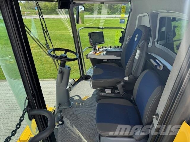 New Holland CR9.90 TIER4 Mähdrescher