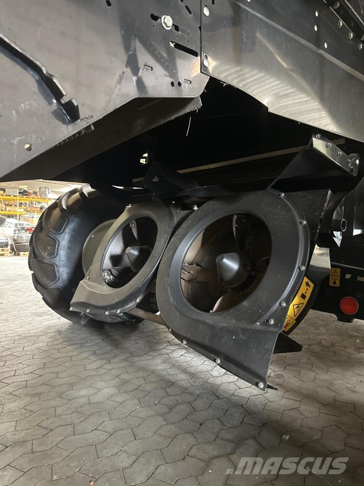 New Holland CX8.90 SLH Teraviljakombainid