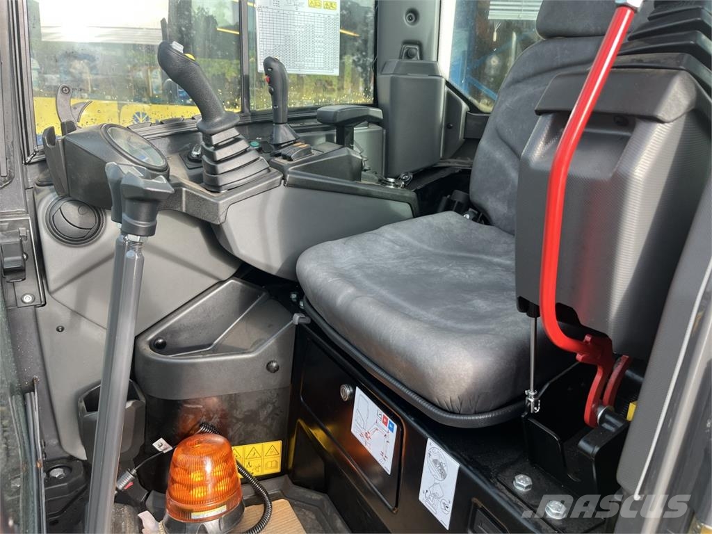 New Holland E19D CAB Miniescavadeiras < 7t (Mini escavadeiras)