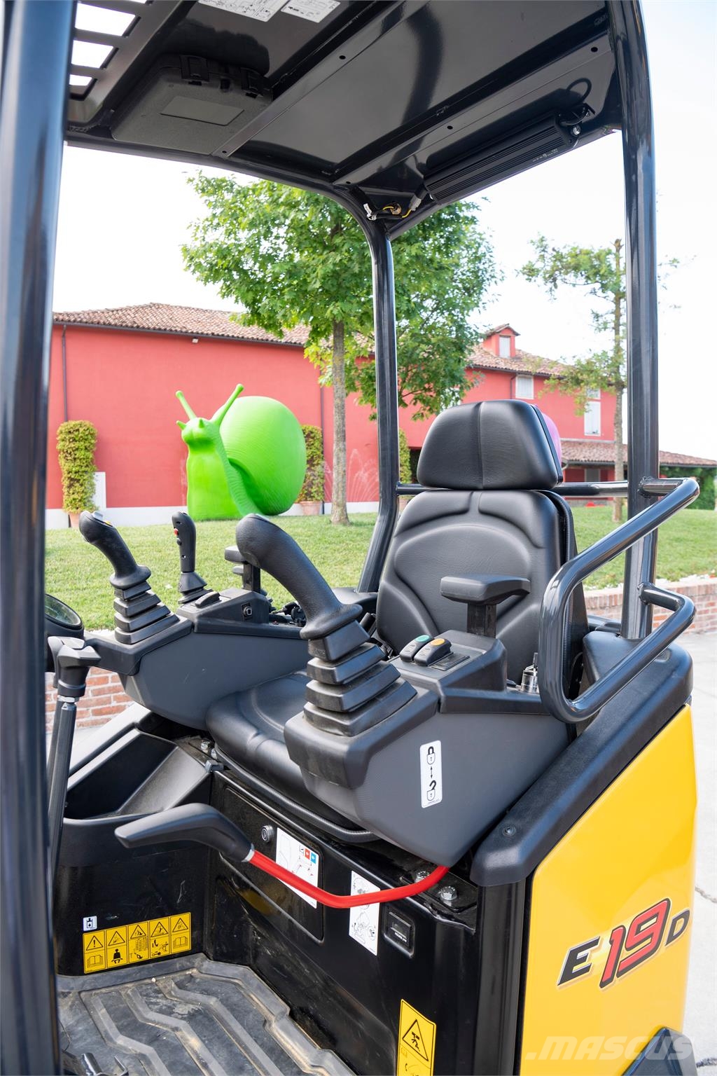 New Holland E19D CANOPY AG Mini bageri < 7t