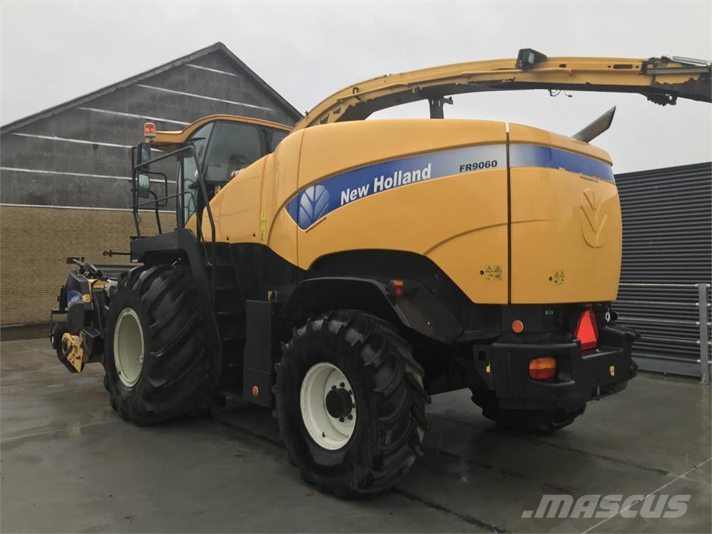 New Holland FR9060 Feldhäcksler