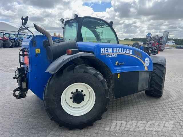 New Holland LM7.42 ELITE Ładowarki teleskopowe