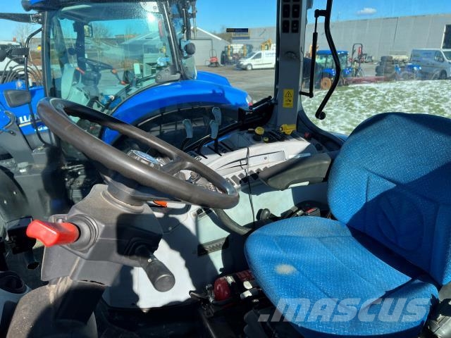 New Holland T6010 PLUS 트랙터