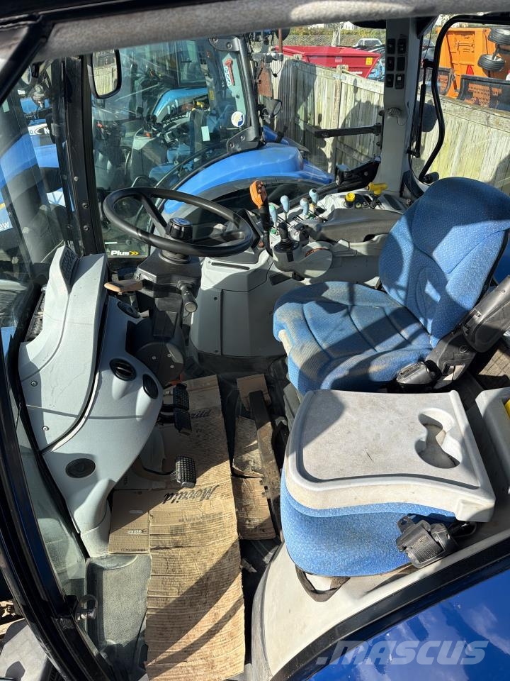 New Holland T6070 PC Tractors