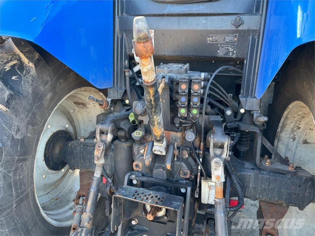 New Holland T7.175 트랙터
