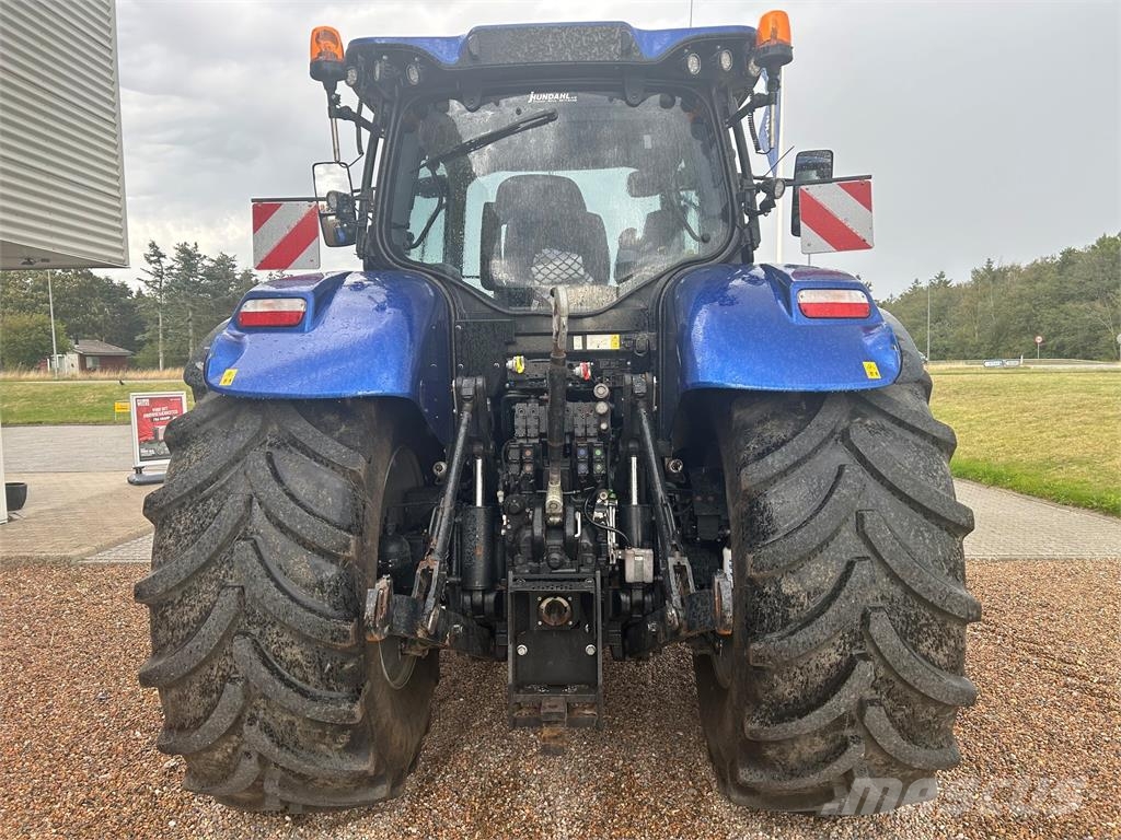 New Holland T7.270AC STAGE V Trattori