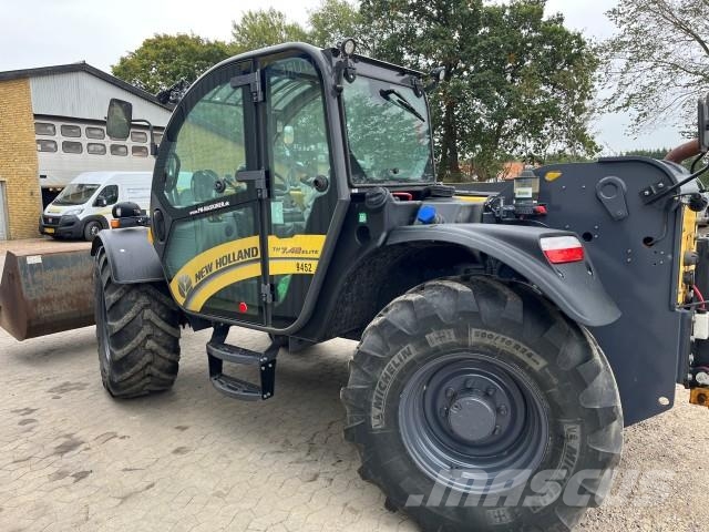 New Holland TH7.42 ELITE Teleskopické manipulátory