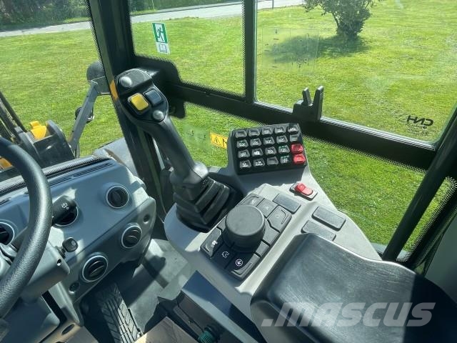 New Holland W 100 D II M. LR ARM Læssemaskiner på hjul