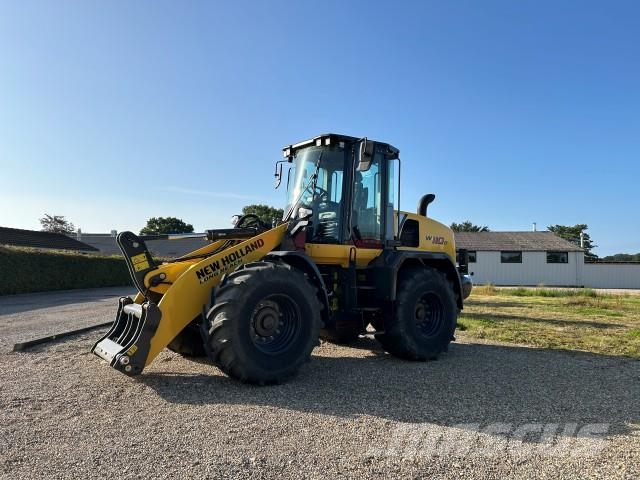 New Holland W 110D GUMMIHJULSLÆS لوادر بعجل